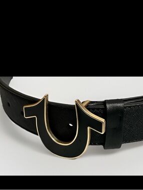 NWOT True Religion Sage II Black Leather Belt Signature Horseshoe Buckle Gold